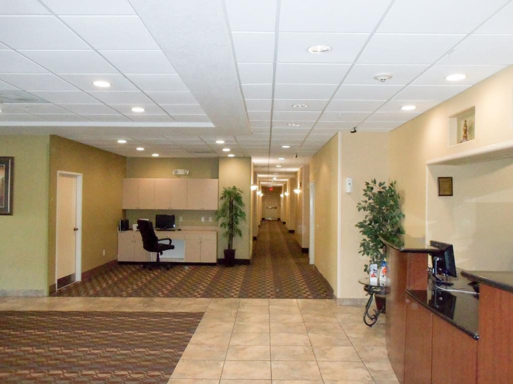 Studio 6 San Antonio - East Экстерьер фото
